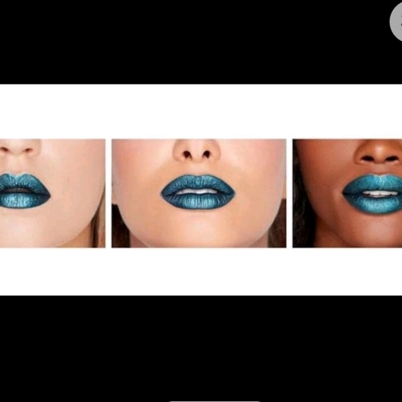 NWOT Too Faced Melted Matte-Tallic Lipstick - The Real Teal - Picture 8 of 8